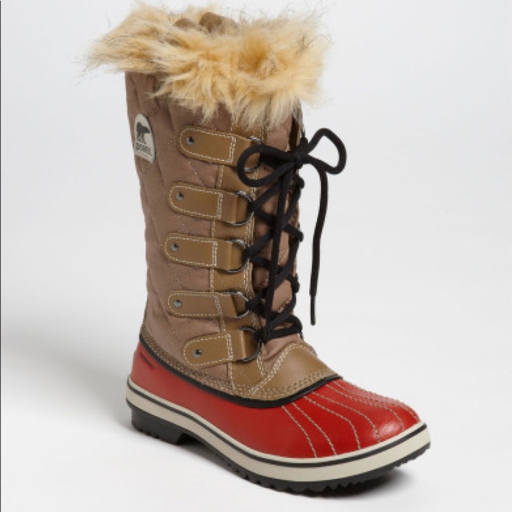 Sorel Waterproof Winter Tofino Boot